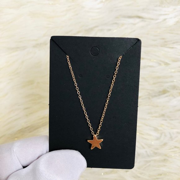 ⚠️PRICE FIRM⚠️ Pretty Star Necklace - Picture 3 of 12